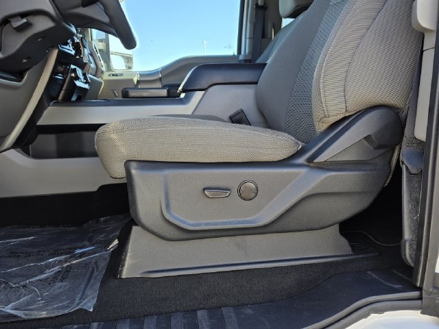 Certified 2022 Ford F250 XLT w/ XLT Premium Package RWD image 14