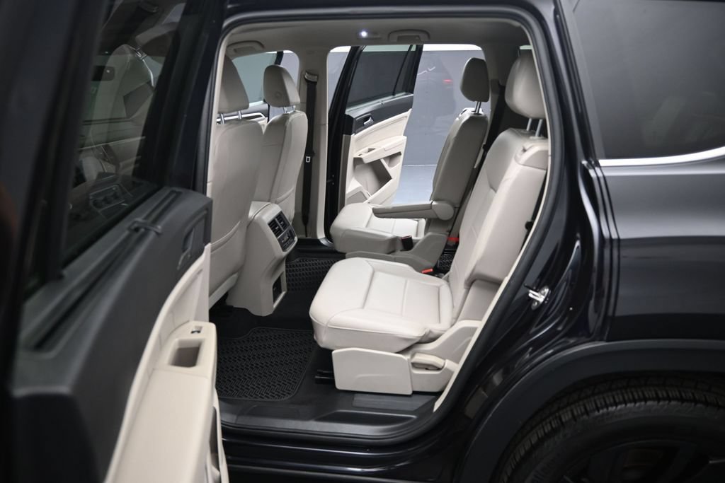 Used 2022 Volkswagen Atlas SE FWD image 18