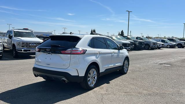 Certified 2023 Ford Edge Titanium w/ Class II Trailer Tow Package image 3