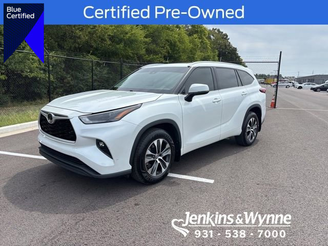 Used 2022 Toyota Highlander XLE