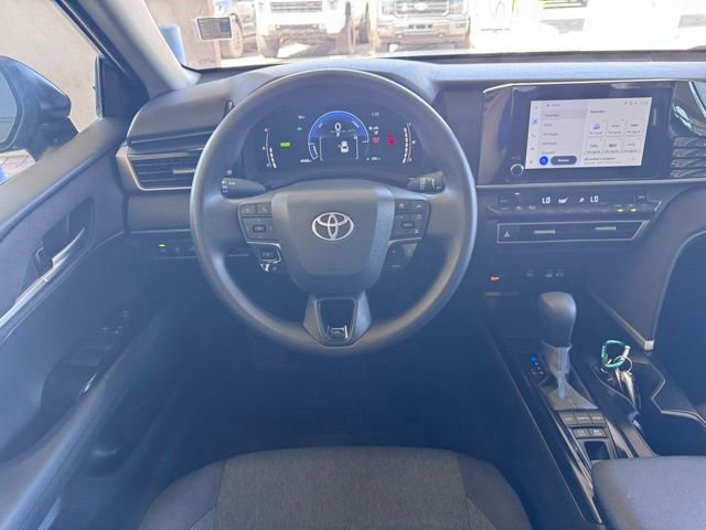 Used 2025 Toyota Camry LE FWD image 14