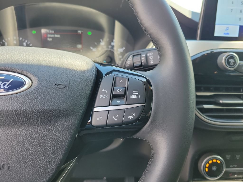 Certified 2022 Ford Escape SE w/ Cold Weather Package FWD image 25