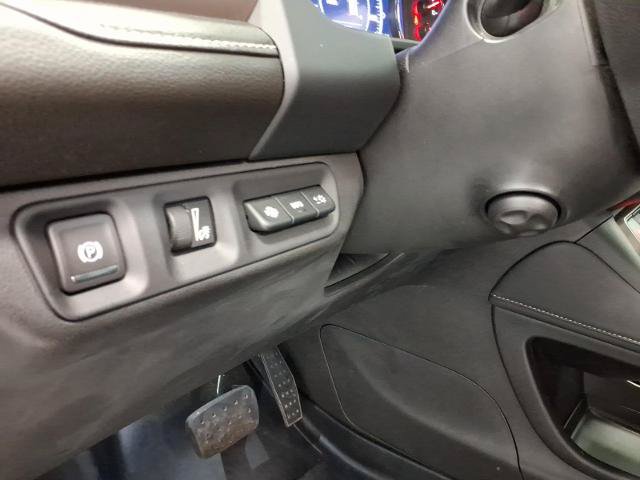 Used 2023 GMC Acadia Denali w/ Denali Ultimate Package AWD/4WD image 16