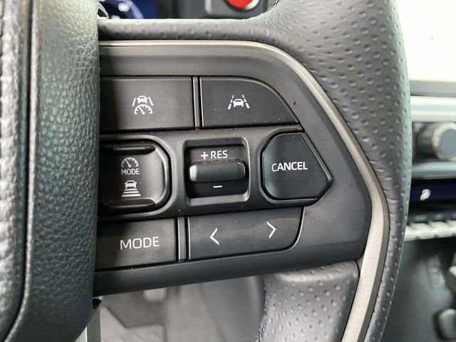 Used 2025 Toyota 4Runner TRD Off-Road Premium AWD/4WD image 26