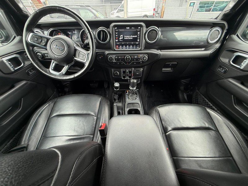Used 2021 Jeep Wrangler Unlimited Sahara AWD/4WD image 17
