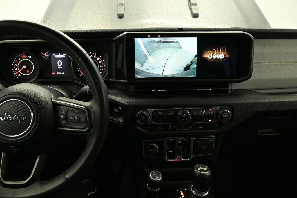 Used 2024 Jeep Wrangler Unlimited Sport AWD/4WD image 28