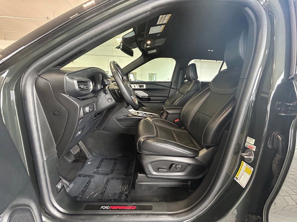 Certified 2022 Ford Explorer ST w/ Equipment Group 401A image 10