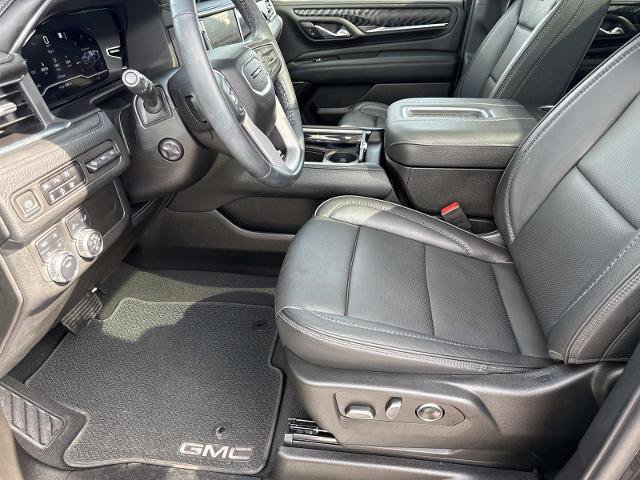 Used 2024 GMC Yukon Denali AWD/4WD image 17