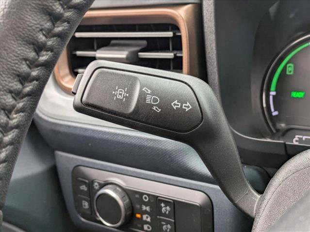 Certified 2022 Ford Maverick Lariat w/ Lariat Luxury Package image 13