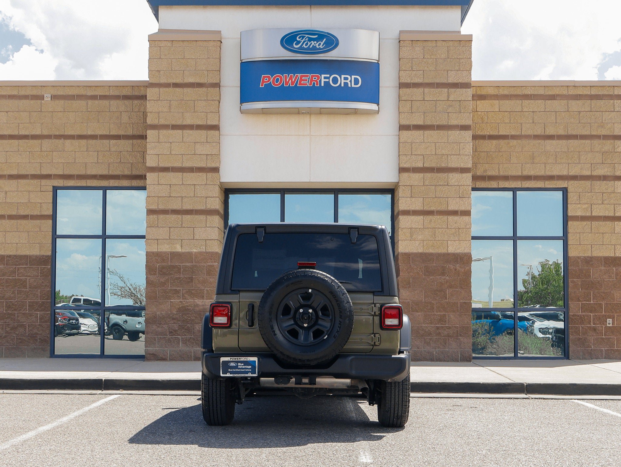Used 2025 Jeep Wrangler Unlimited Sport AWD/4WD image 7