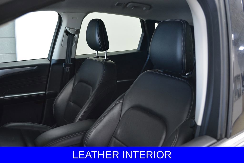 Certified 2021 Ford Escape Titanium AWD/4WD image 8