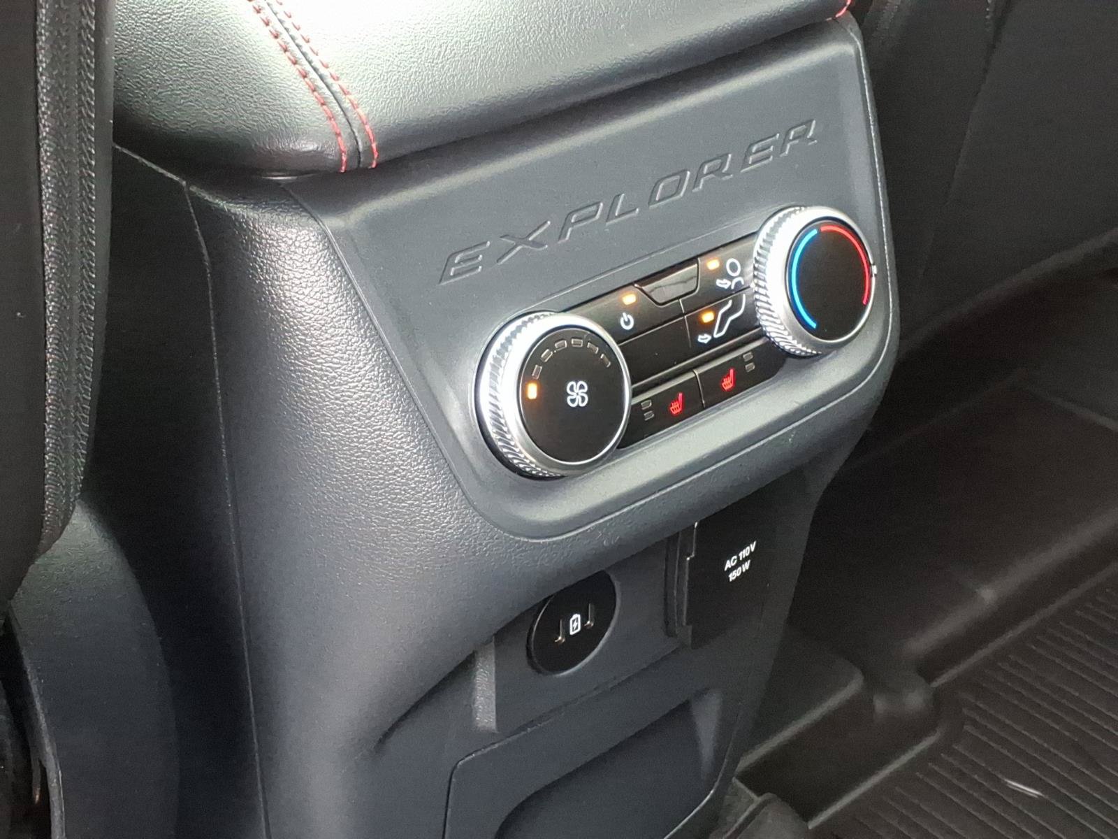 Certified 2025 Ford Explorer ST-Line w/ Premium Package AWD/4WD image 25