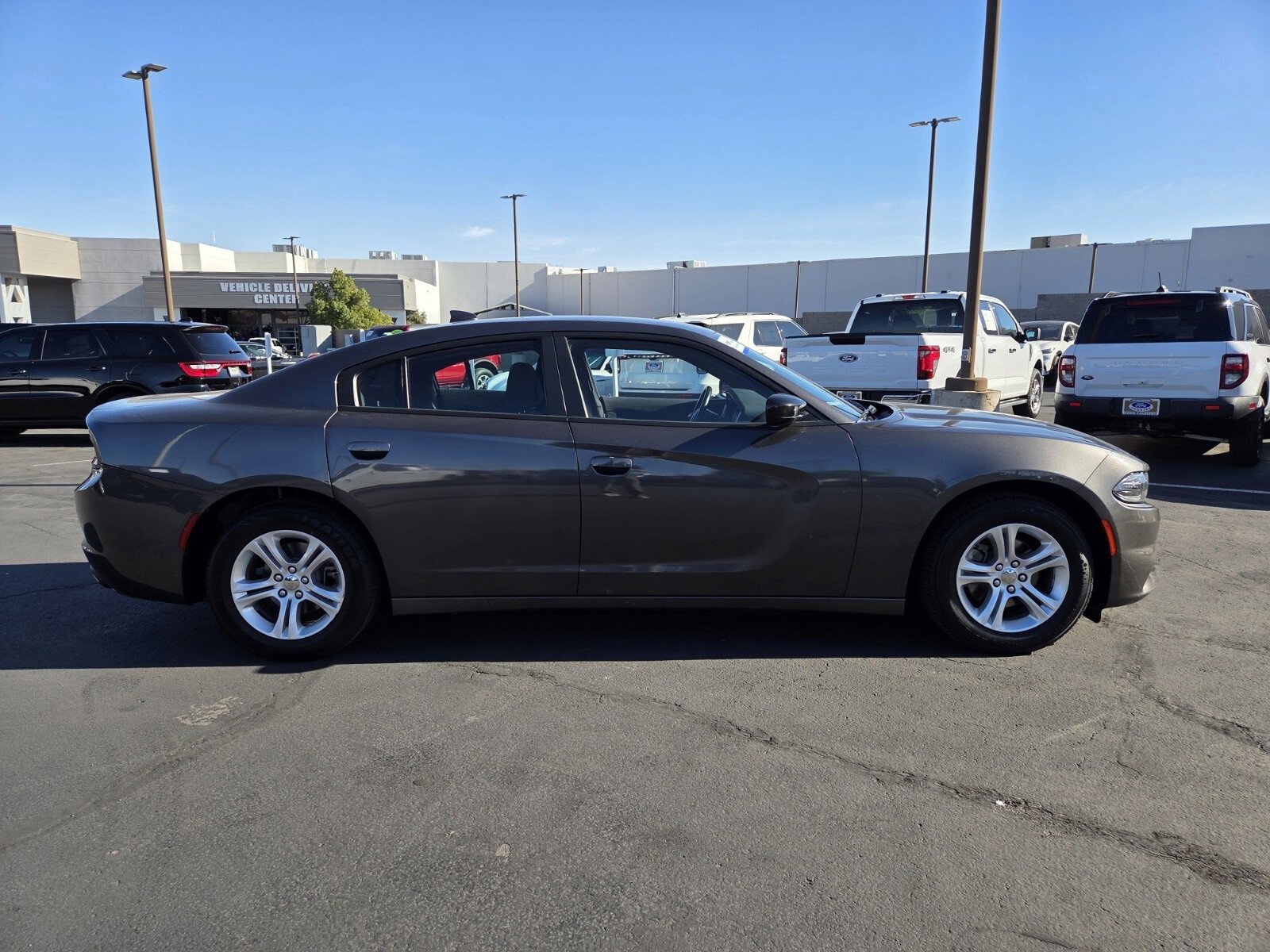 Used 2023 Dodge Charger SXT image 6