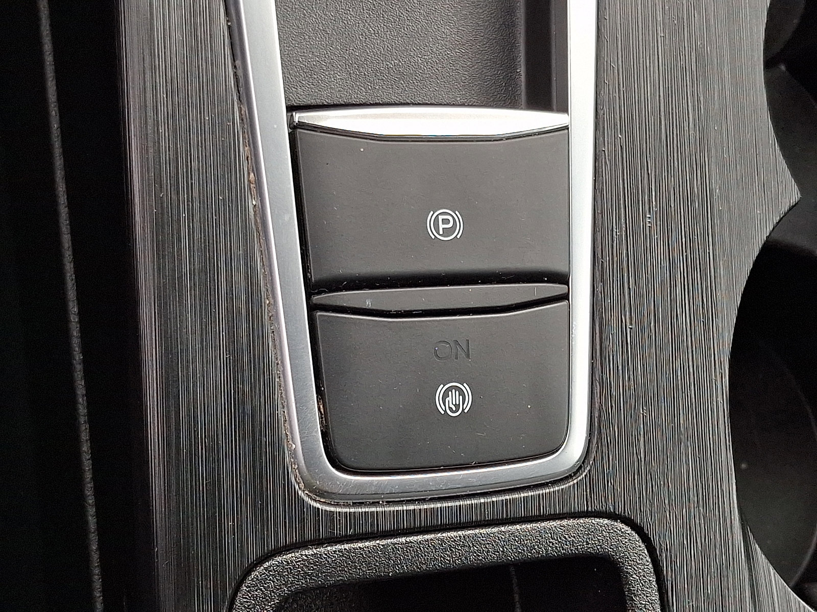 Certified 2024 Ford Escape Platinum image 25