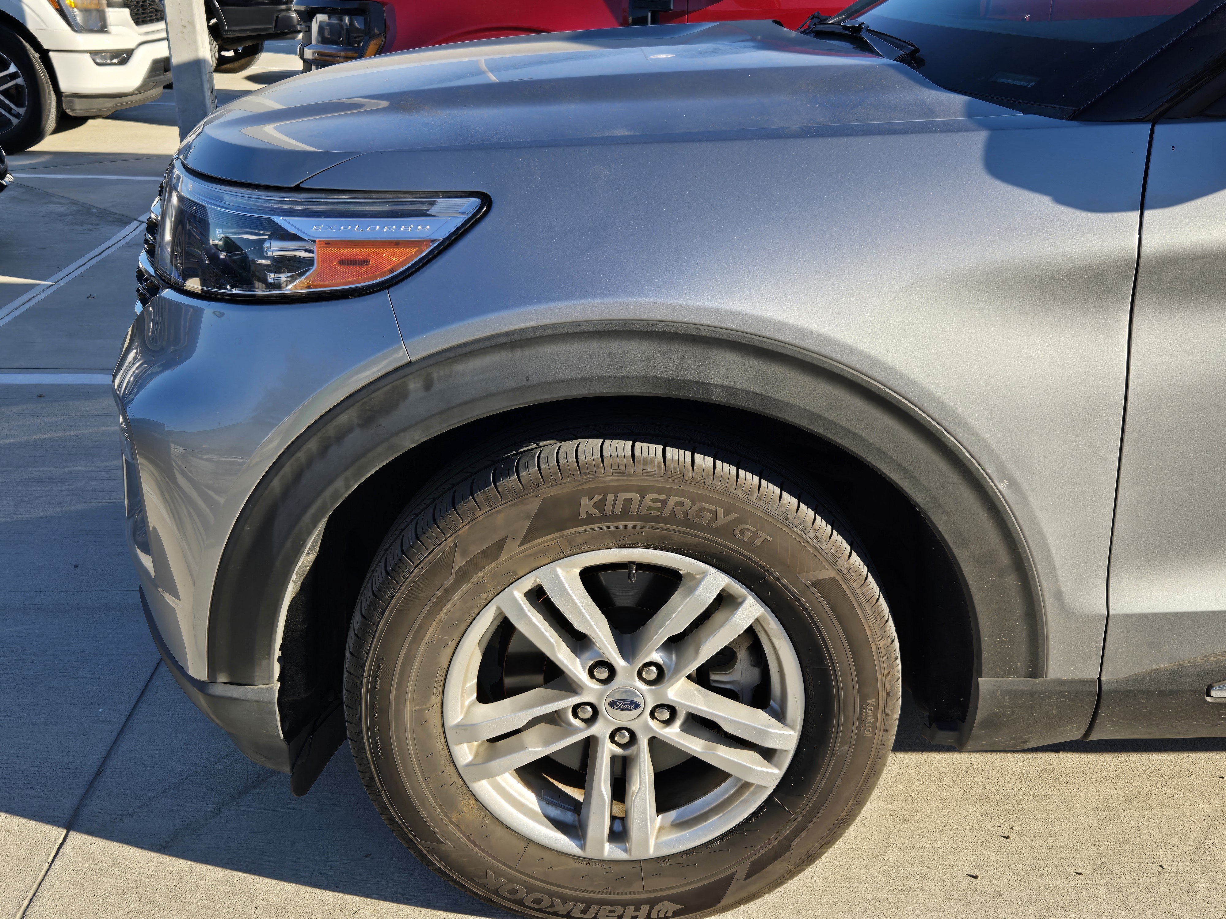 Certified 2023 Ford Explorer XLT w/ Equipment Group 202A RWD image 8