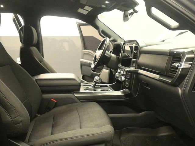 Certified 2022 Ford F150 XLT w/ Equipment Group 302A High image 17