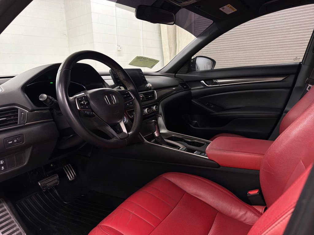 Used 2019 Honda Accord Sport image 5