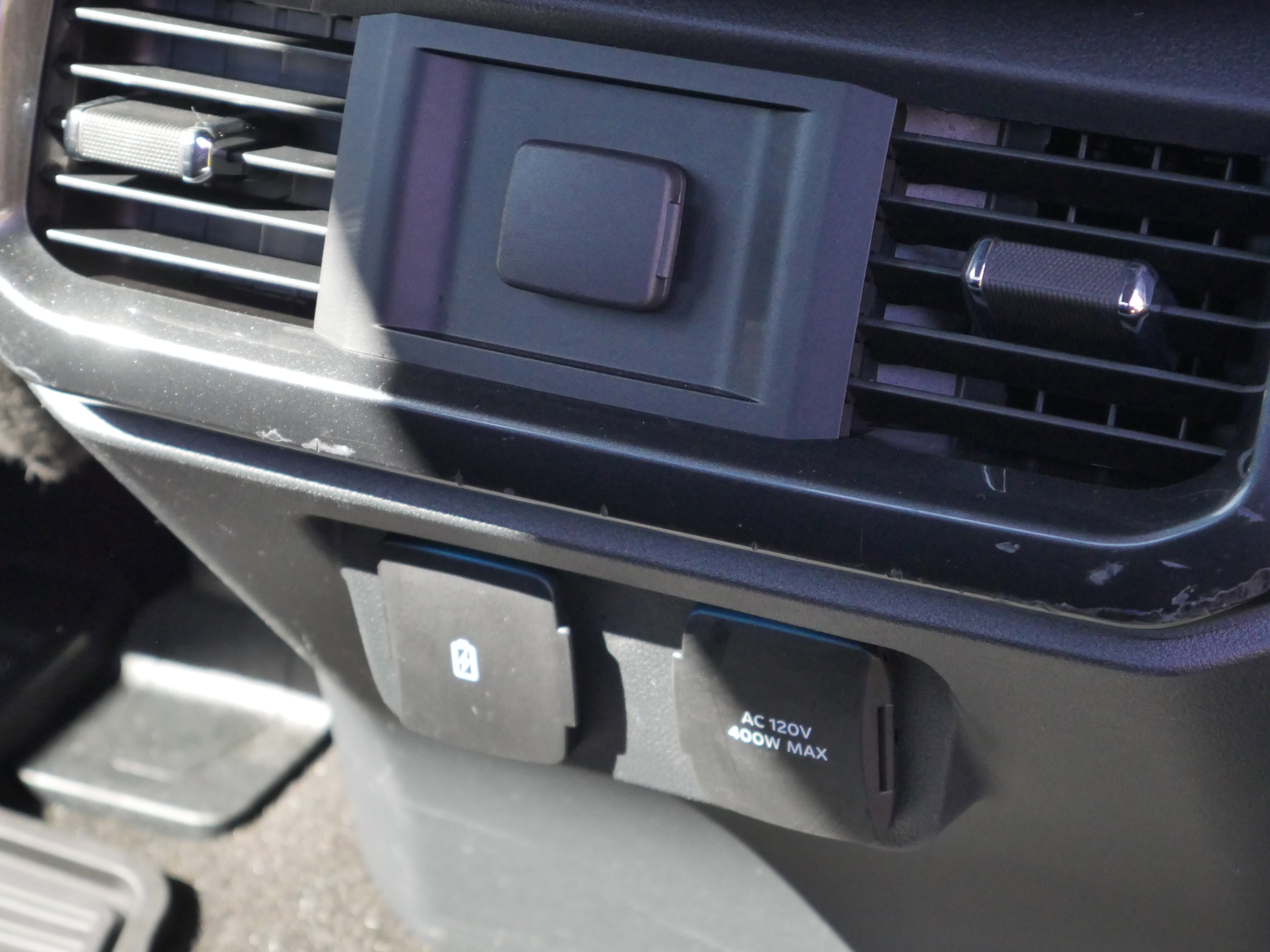 Certified 2022 Ford F150 XLT w/ Equipment Group 302A High AWD/4WD image 36