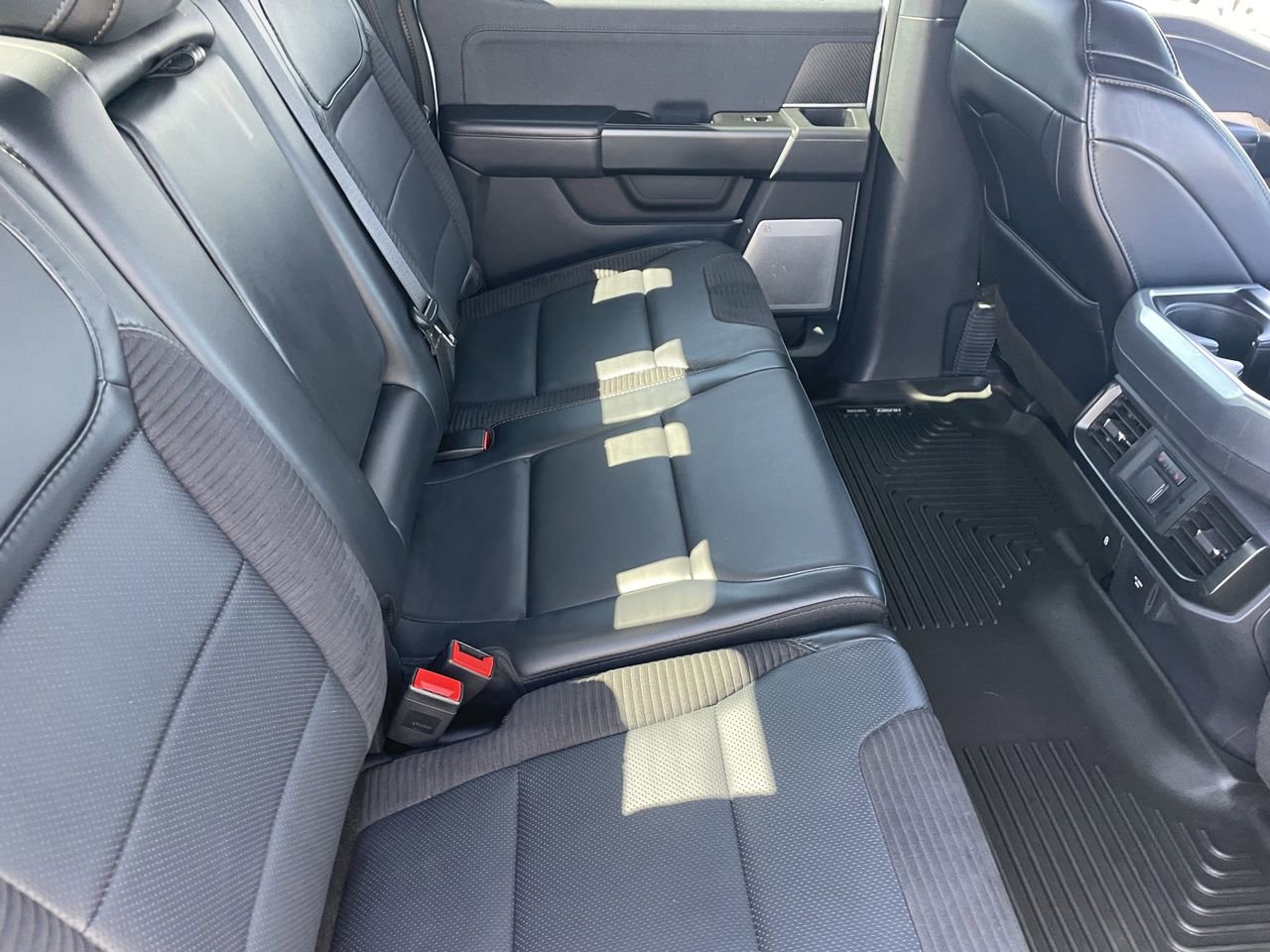 Certified 2023 Ford F150 Raptor w/ Raptor 37 Performance Package AWD/4WD image 13