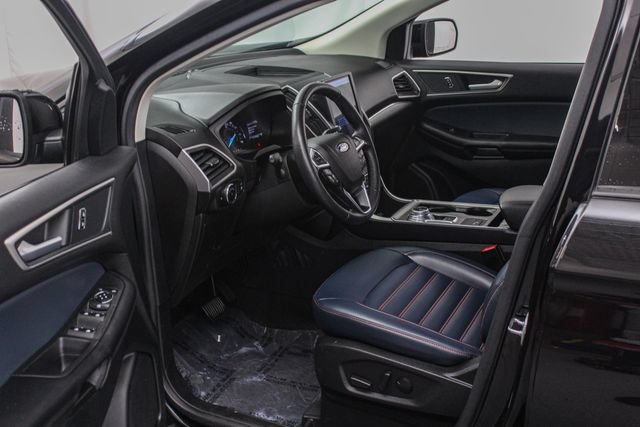 Certified 2023 Ford Edge SEL w/ Sport Appearance Package AWD/4WD image 16