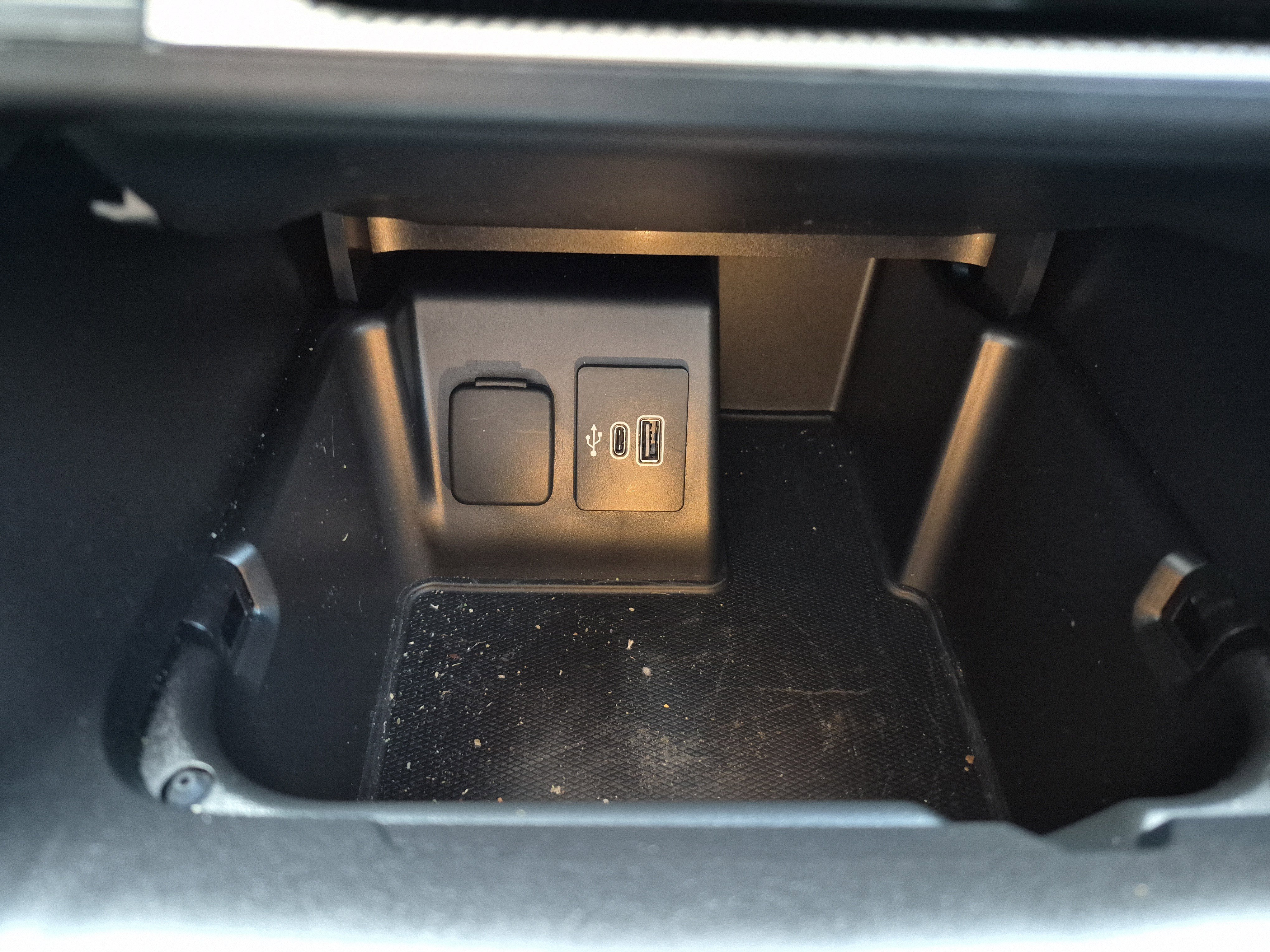 Certified 2025 Ford Explorer Active image 31