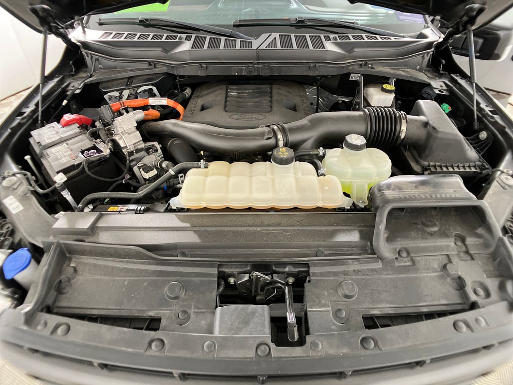 Certified 2023 Ford F150 Lariat w/ Equipment Group 502A High image 33