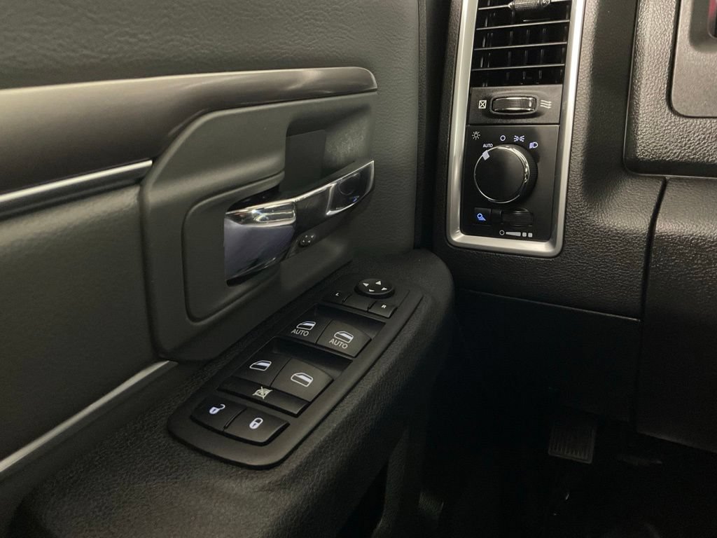 Used 2023 RAM 1500 Classic SLT w/ Trailer & Traction Group AWD/4WD image 19