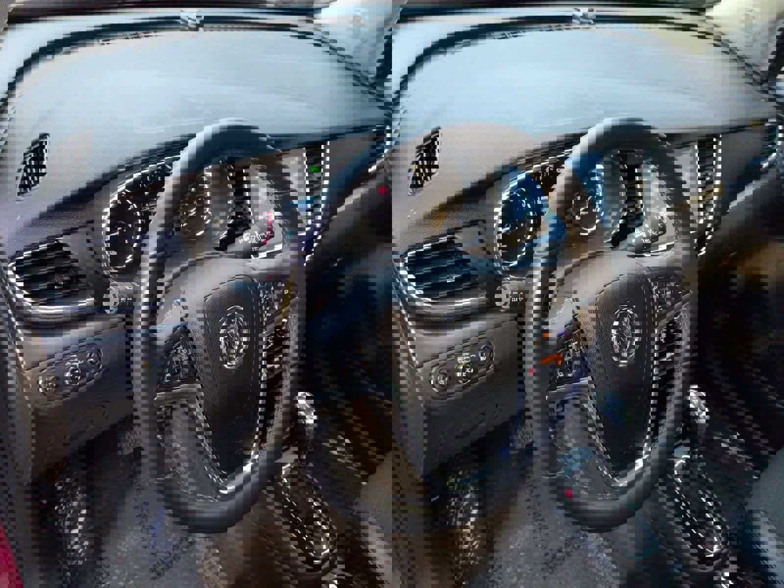 Used 2017 Buick Encore Preferred image 10