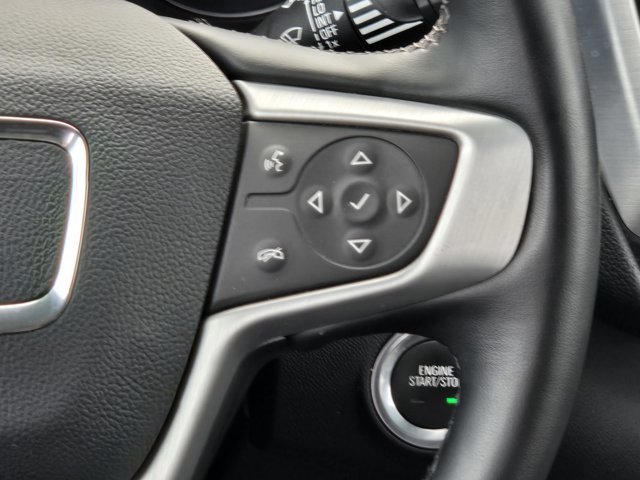 Used 2024 GMC Terrain SLT AWD/4WD image 16