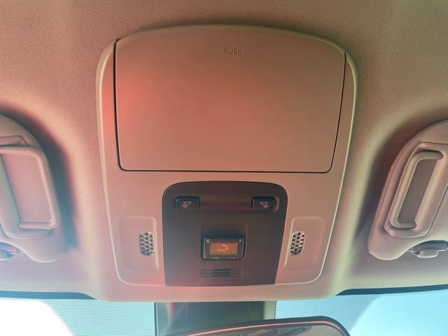 Used 2023 Toyota Camry SE FWD image 18