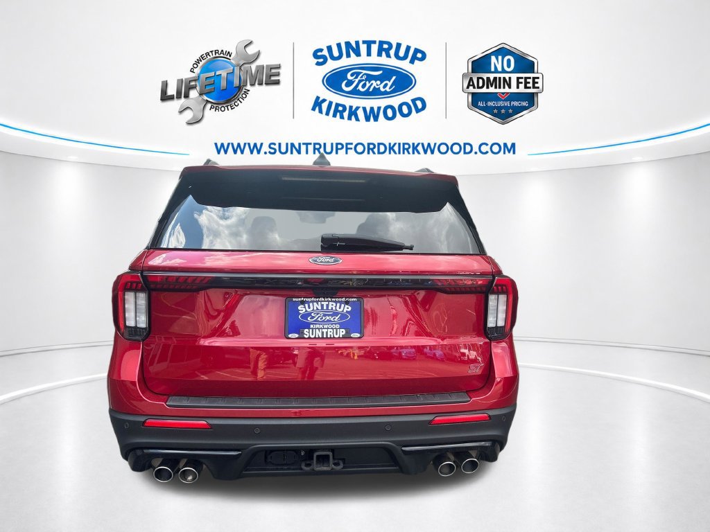 Certified 2025 Ford Explorer ST AWD/4WD image 4