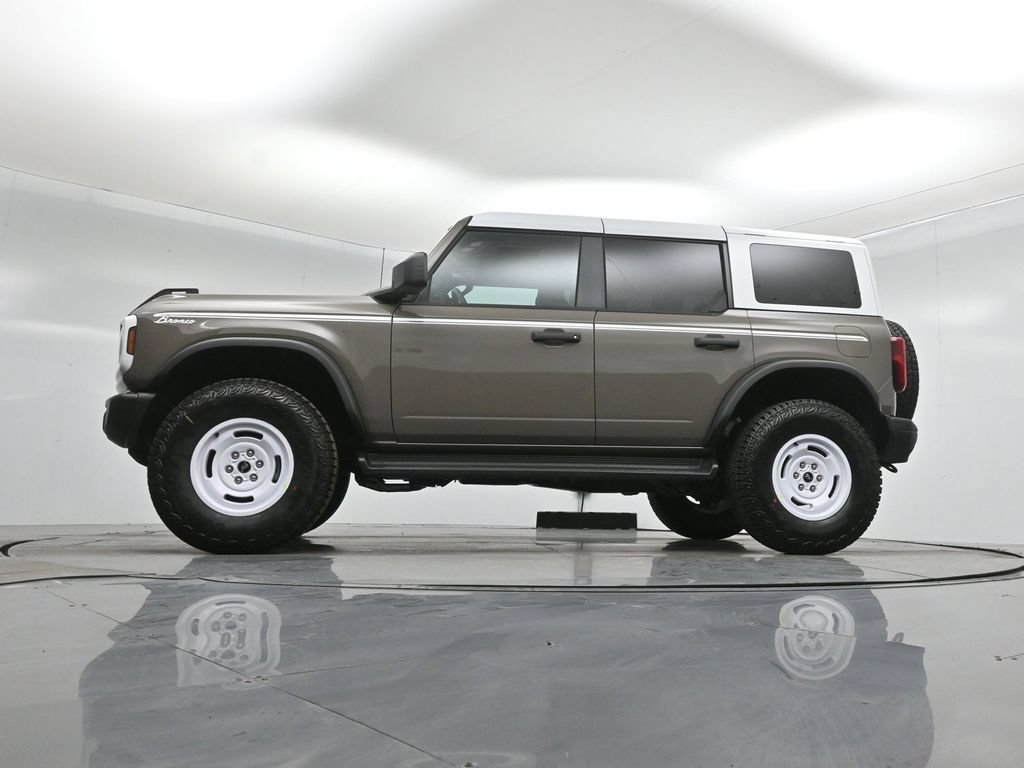 Certified 2026 Ford Bronco Heritage Edition AWD/4WD image 50