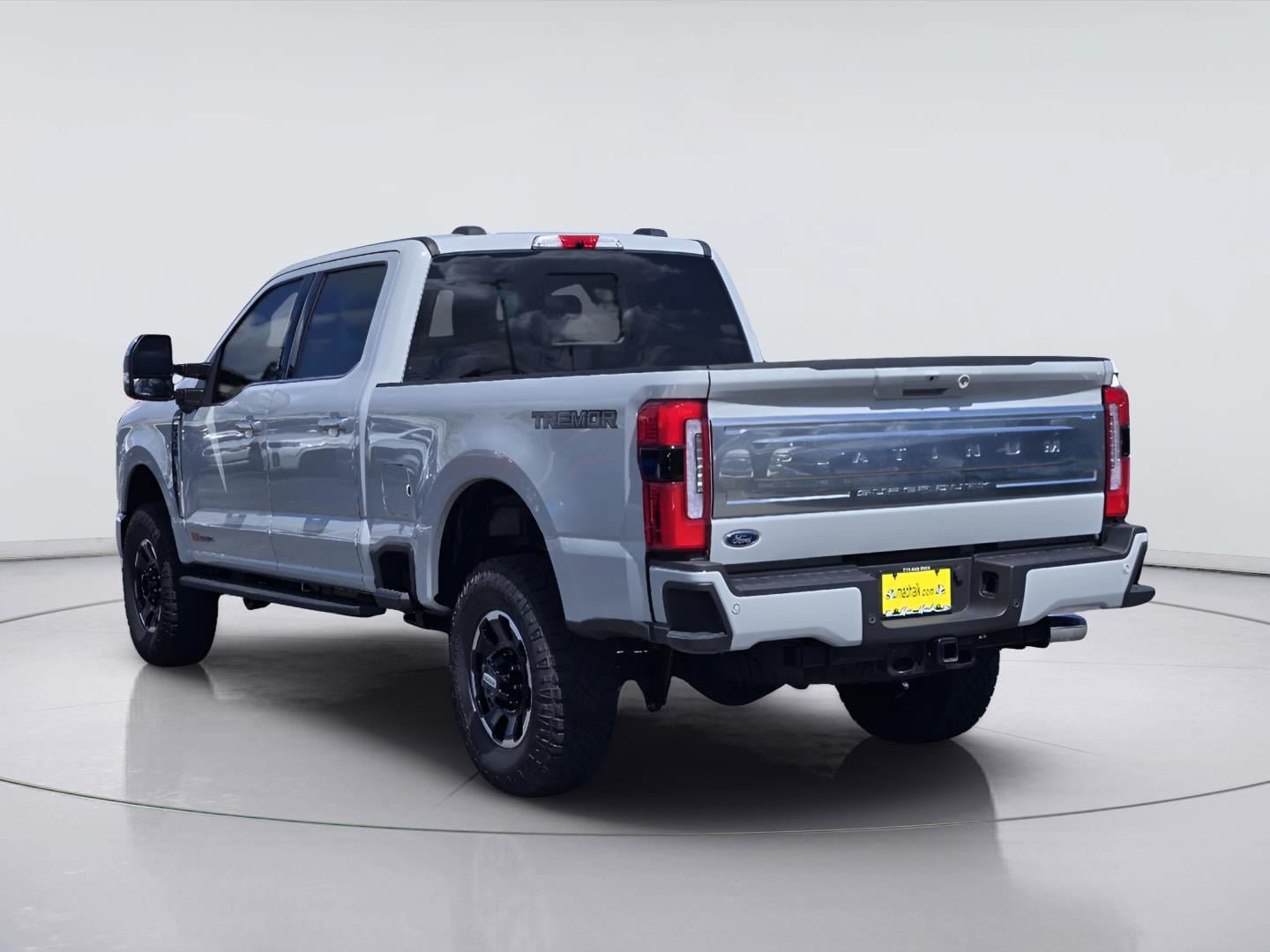 Certified 2026 Ford F250 Platinum w/ Platinum Plus Package AWD/4WD image 6