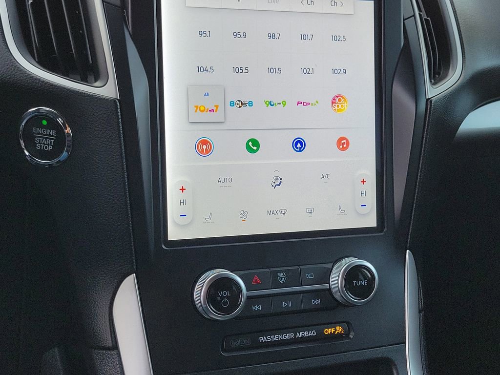 Certified 2024 Ford Edge SEL image 28