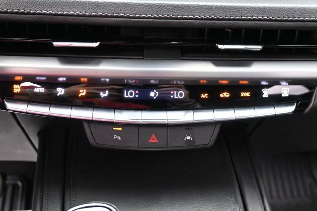 Used 2024 Cadillac XT4 Premium Luxury FWD image 23