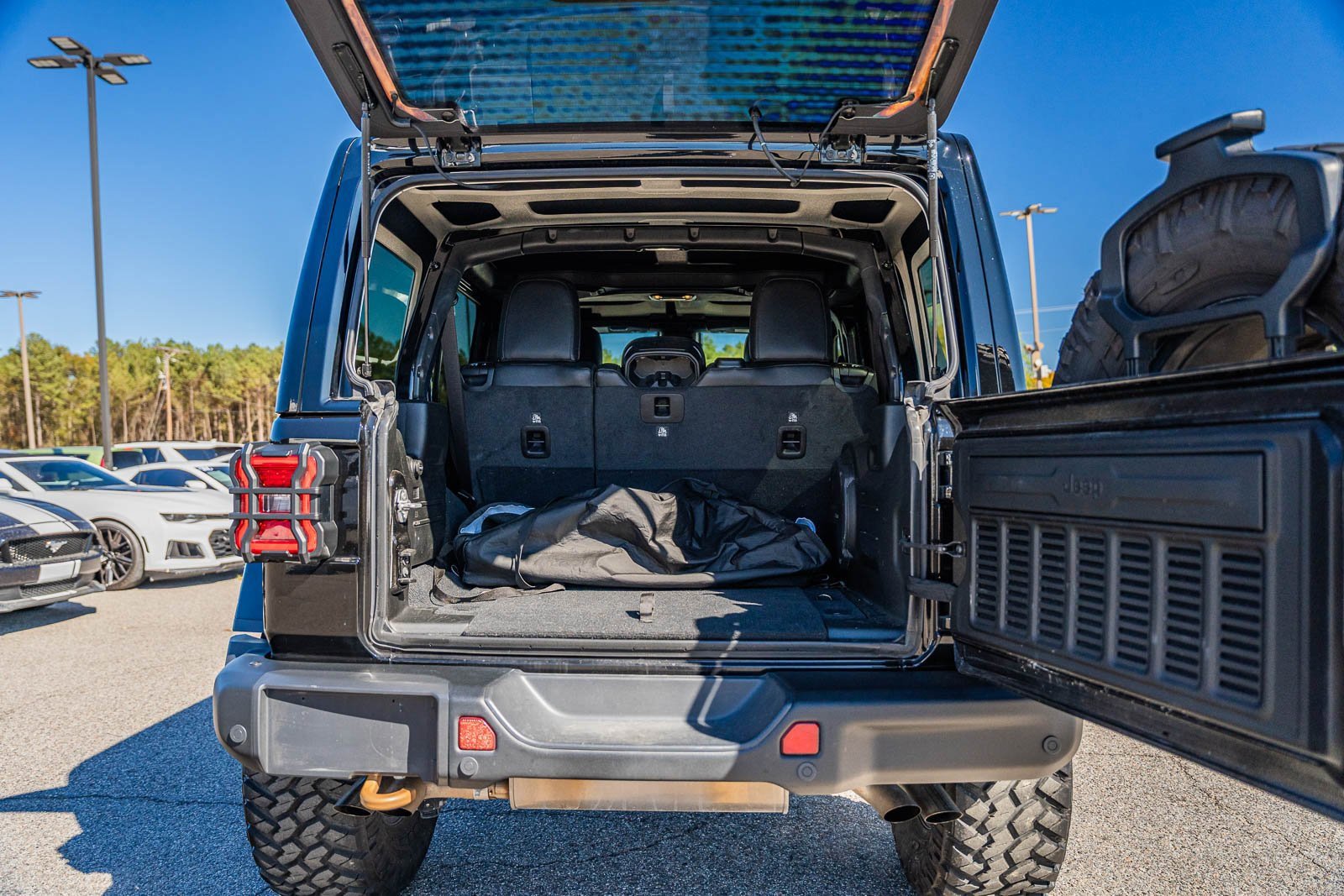 Used 2021 Jeep Wrangler Unlimited Rubicon image 23