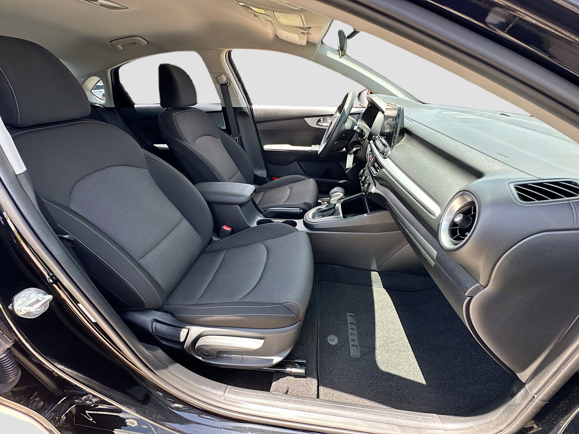Used 2024 Kia Forte LX FWD image 24