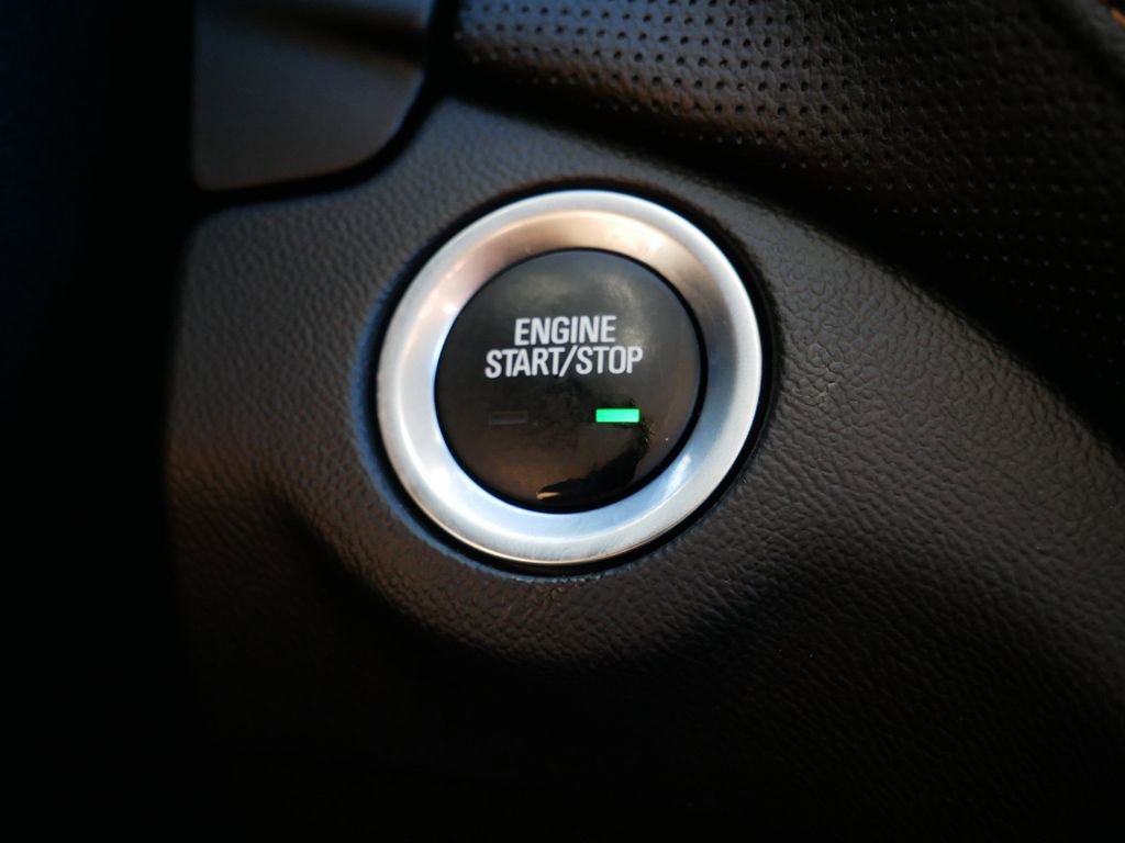 Used 2021 Chevrolet Equinox Premier image 25