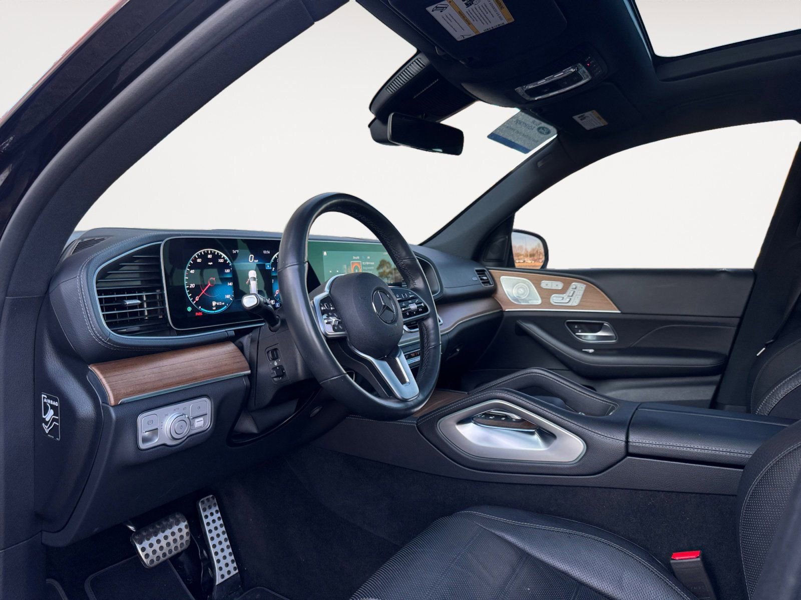 Used 2022 Mercedes-Benz GLS 450 4MATIC image 9