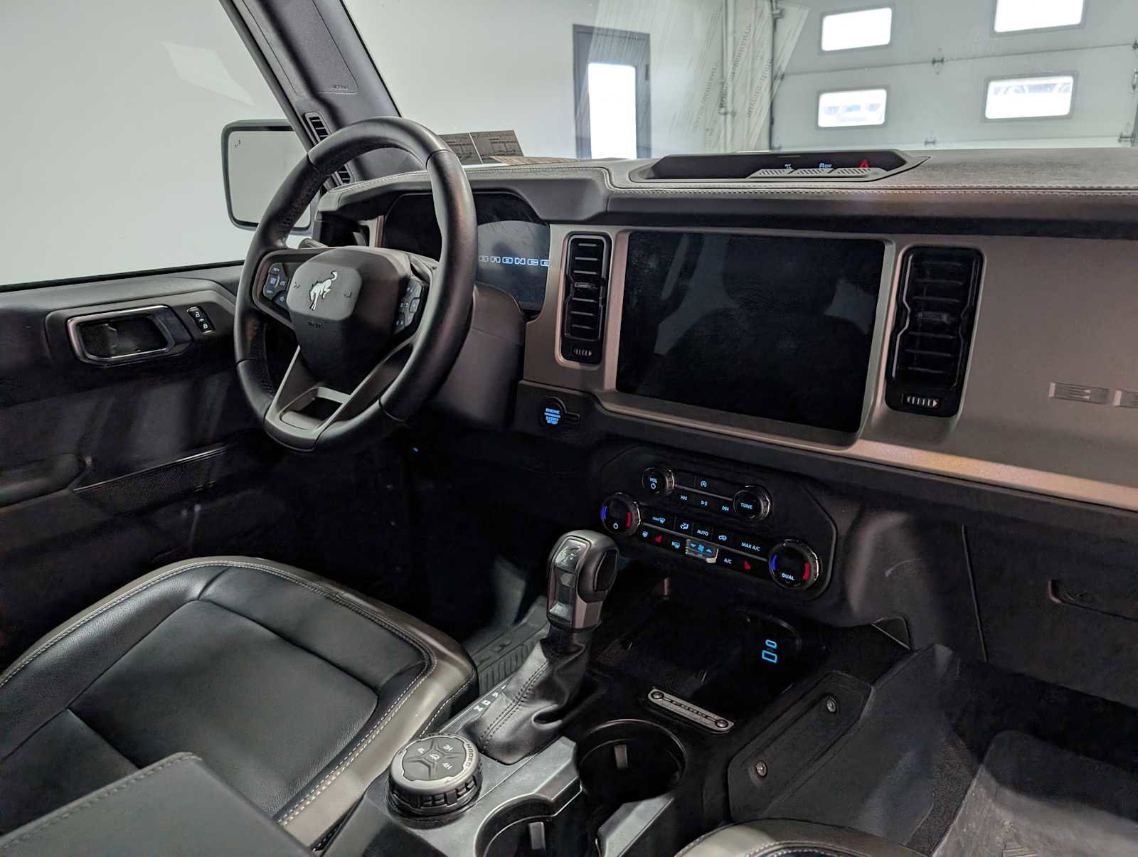 Certified 2025 Ford Bronco Outer Banks AWD/4WD image 45