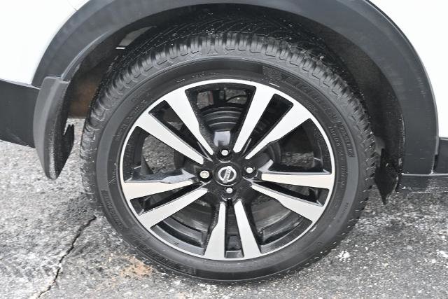 Used 2018 Nissan Kicks SV image 15