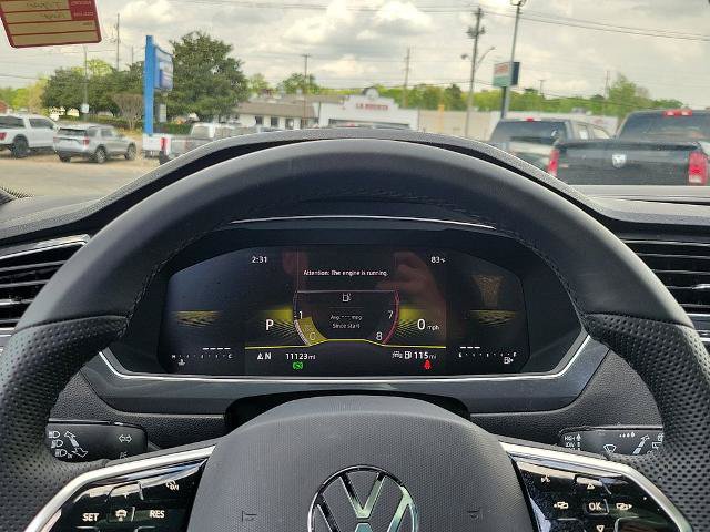Used 2024 Volkswagen Tiguan SE R-Line w/ MDO Package, Three-Row FWD image 18