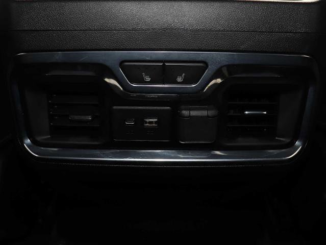 Used 2021 GMC Sierra 3500 AT4 w/ AT4 Premium Plus Package image 28