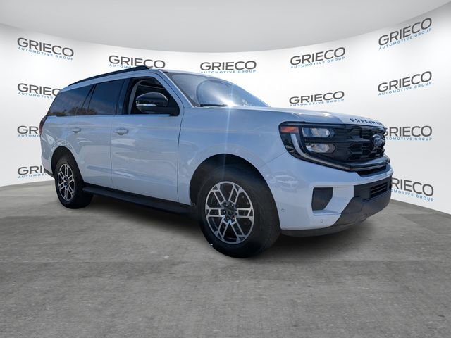 Certified 2025 Ford Expedition Active image 4