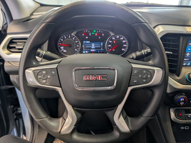 Used 2023 GMC Acadia SLE w/ LPO, Cargo Package AWD/4WD image 17