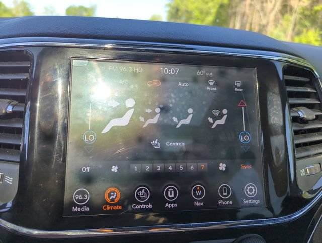 Used 2020 Jeep Grand Cherokee Trailhawk w/ Trailhawk Luxury Group AWD/4WD image 33