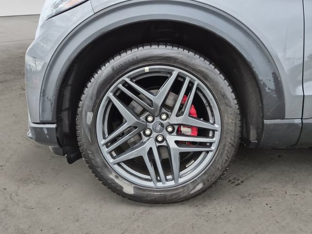 Certified 2025 Ford Explorer ST AWD/4WD image 9