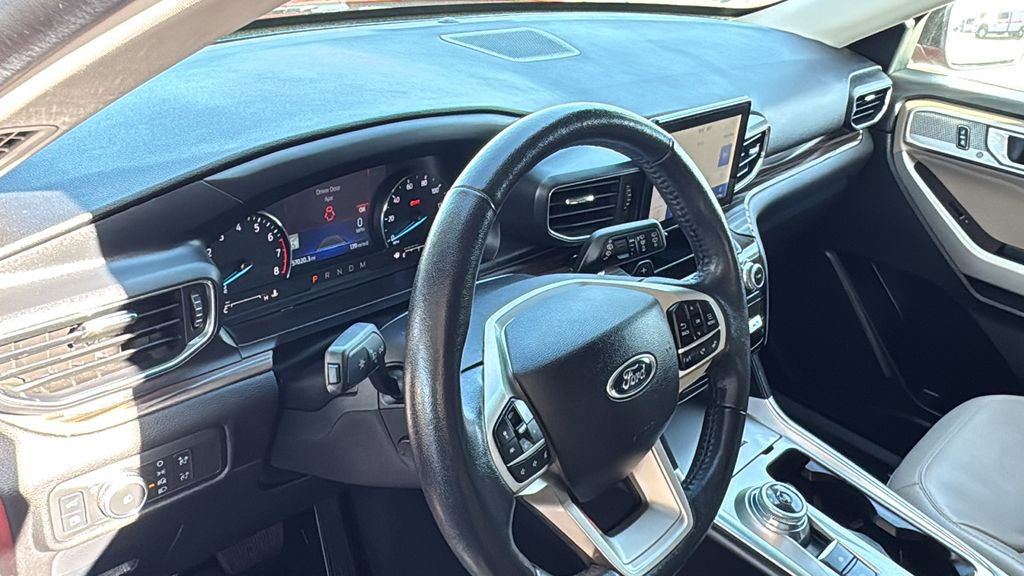 Certified 2021 Ford Explorer Limited w/ Hybrid Equipment Group 310A RWD image 21