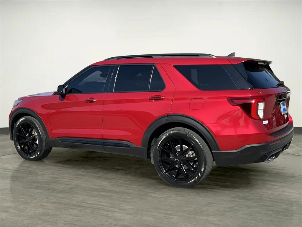 Certified 2021 Ford Explorer ST w/ Equipment Group 401A image 5