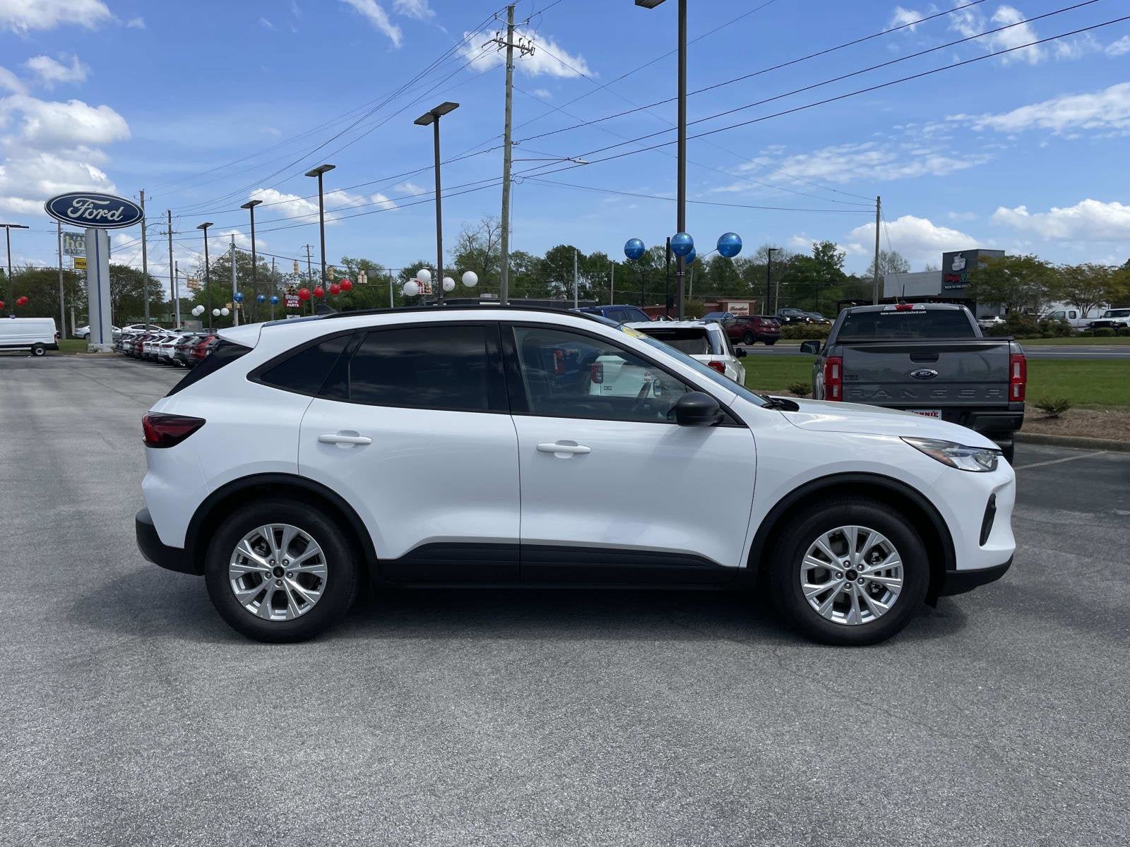 Certified 2025 Ford Escape Active w/ Tech Pack #1 FWD image 2